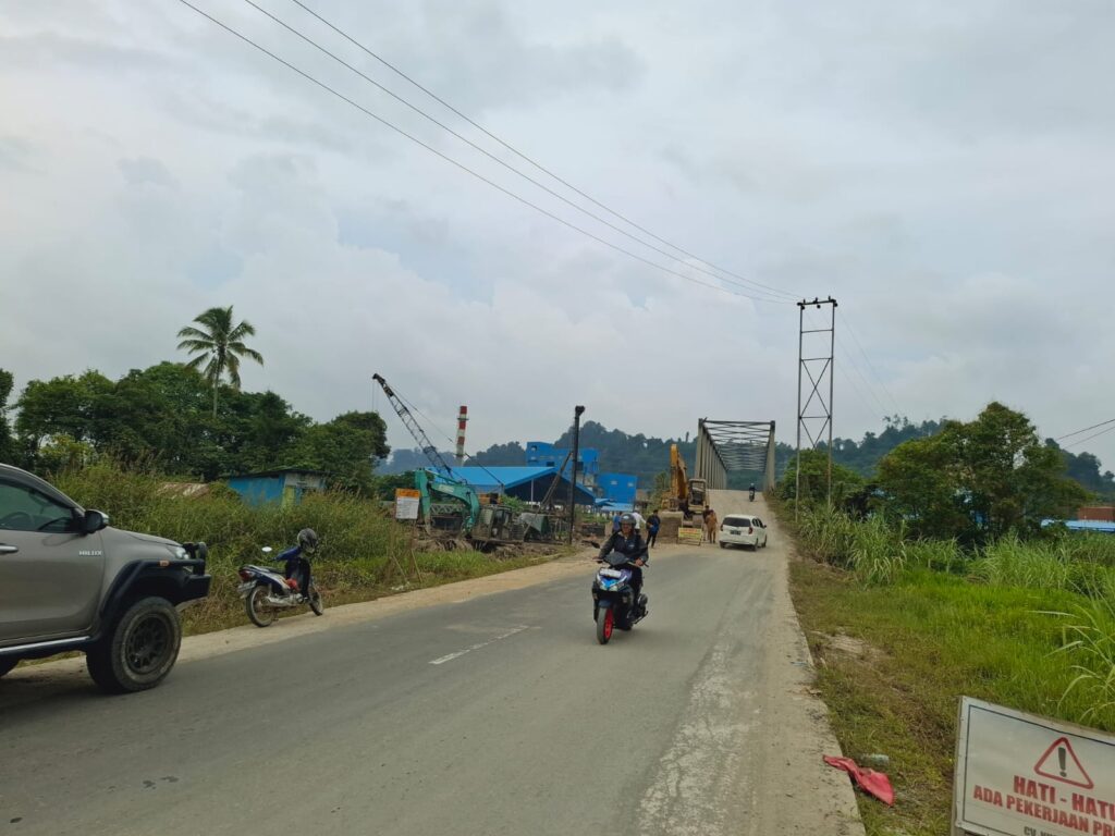 Akses Jalan Bulu Perindu Ditutup Sementara