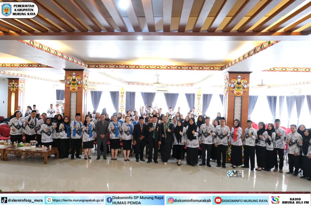 Dialog Kependidikan Dalam Rangka Memeriahakan HUT PGRI dan HGN di Murung Raya