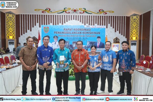 Pemkab Mura Raih Penghargaan Atas Penanggulangan Kemiskinan