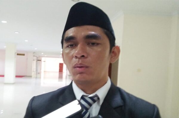 Tanah Longsor, Kantor Camat Kayan Hilir Nyaris Roboh