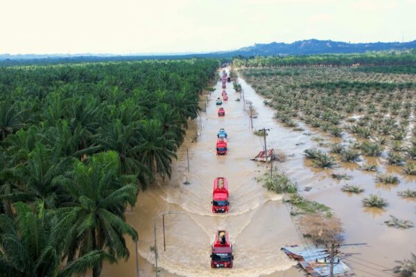 Pemerintah Kerahkan Truk BBM dan Alat Berat ke Aceh Tamiang, Akses Darat Mulai Terbuka