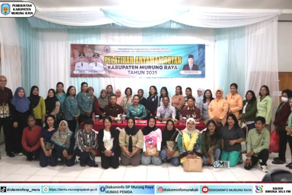 Pemkab Mura Gelar Pelatihan Anyaman Rotan untuk Tingkatkan Daya Saing IKM