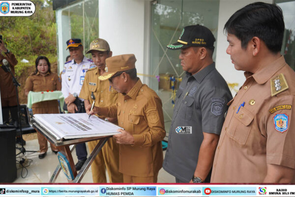 Bupati Murung Raya Resmikan Kantor Kelurahan Saripoi
