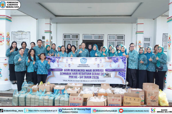 TP-PKK Murung Raya Bagi Takjil dan Buka Puasa Bersama