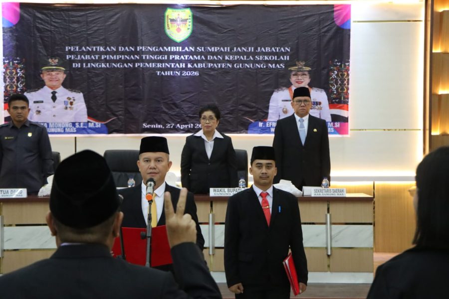 Bupati Gunung Mas Lantik Dua Pejabat Pimpinan Tinggi Pratama Dan 44 Kepala Sekolah