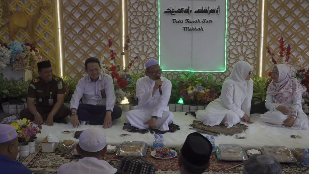 Bupati Tabalong Kembali dari Tanah Suci, Apresiasi Dedikasi Petugas Haji Dampingi Jamaah