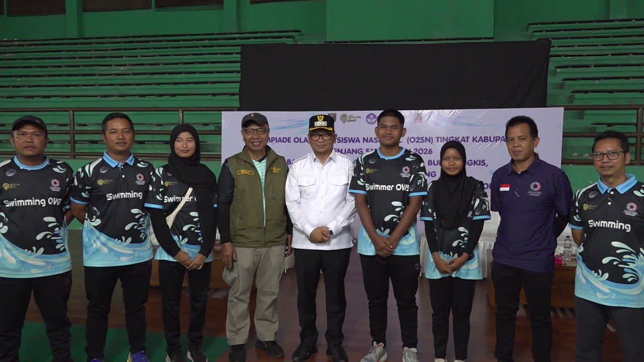 Bupati Tabalong Lepas Atlet Renang ke Open Water Swimming se-ASEAN, Janjikan Bonus dan Beasiswa