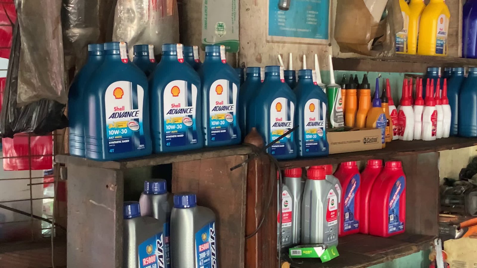 Harga Oli dan Sparepart Melonjak, Konsumen dan Bengkel Sama-sama Terdampak