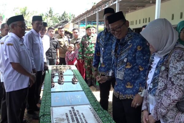 RTH Smart Rampung Seluruhnya, Haji Fani Apresiasi Kepala Desa se-Kecamatan Muara Harus