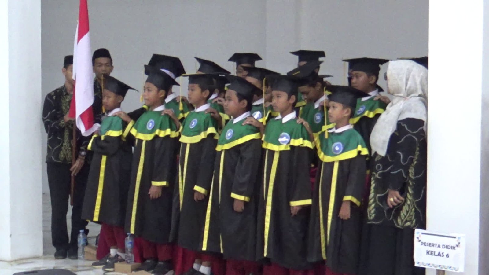 SDIT An-Nahl Tabalong Kukuhkan 102 Lulusan, Siap Menjadi Generasi Smart Berkarakter Islami