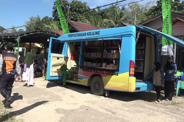 Storytelling Jadi Daya Tarik Literasi di Bunga Desa