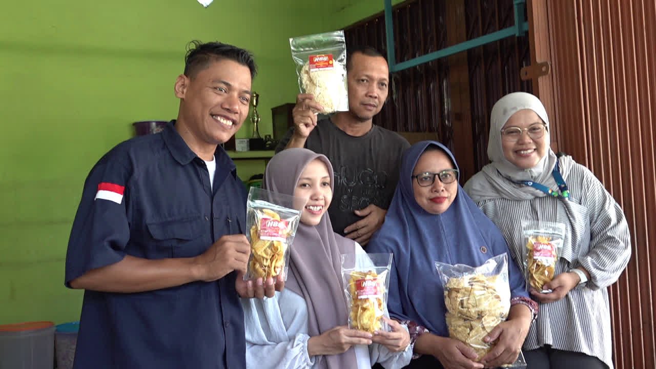Berawal dari Hobi Memasak, UMKM Cemilan HBB Sukses Tembus Pasar Kalsel dan Kaltim