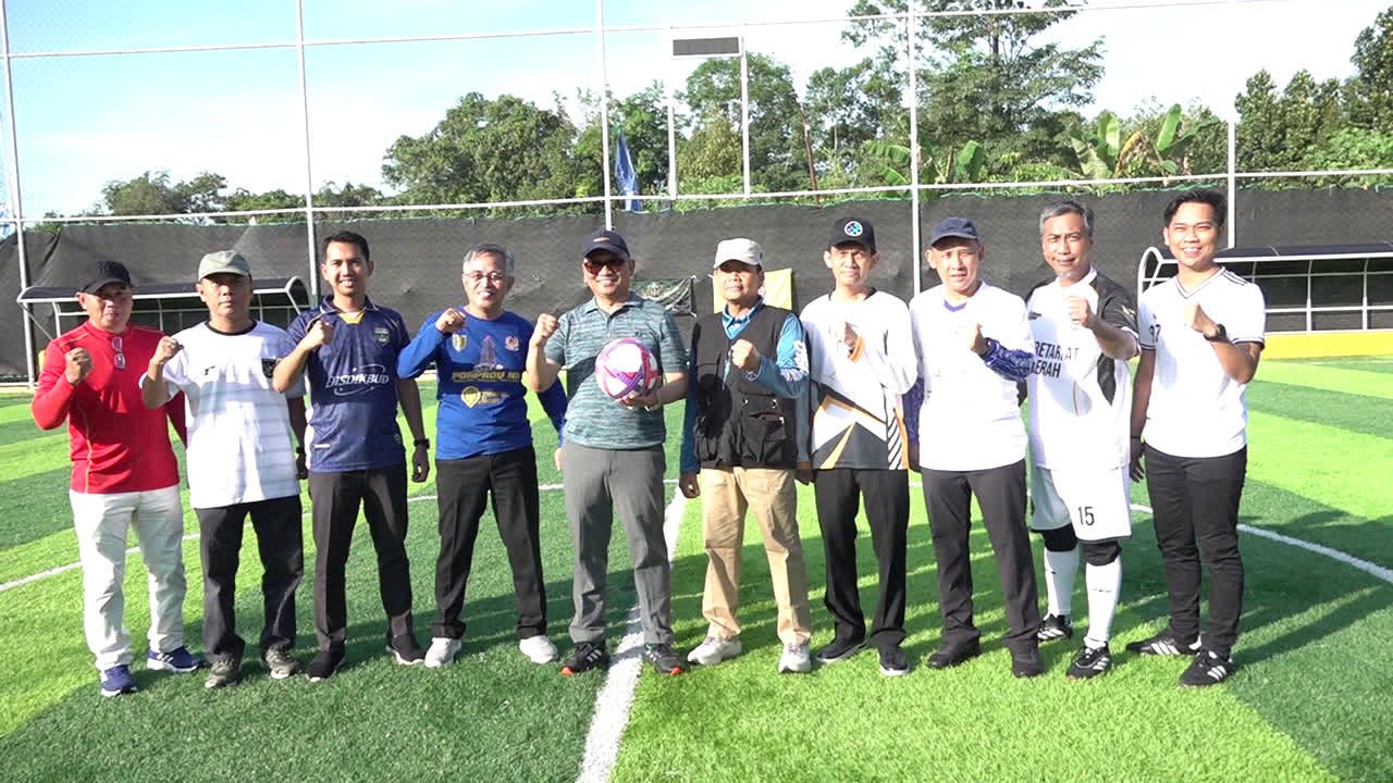 Bupati Buka Turnamen Fun Mini Soccer Antar SKPD Tabalong, Jadi Ajang Silaturahmi & Koordinasi