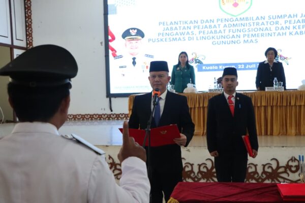 Bupati Gunung Mas Lantik 145 ASN, Tekankan Disiplin, Loyalitas dan Implementasi “SMART Kerja 5 As”