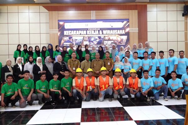 Bupati Tabalong Buka Program Kecakapan Kerja LKP JIKAMAKA, Dukung Target 15 Ribu Tenaga Terampil