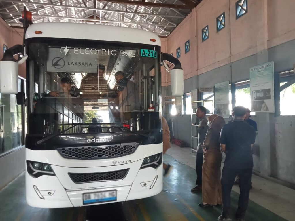 Dukung Transportasi Ramah Lingkungan, Uji KIR Kendaraan Listrik di Tabalong Mulai Digunakan