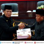 Pemkab Murung Raya Serahkan Rancangan KUA-PPAS APBD 2027 ke DPRD