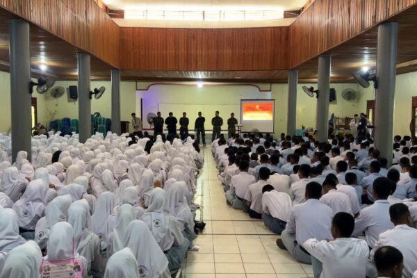 Tanamkan Disiplin dan Cinta Tanah Air, 715 Siswa Baru SMKN 1 Tanjung Ikuti Pembinaan Kesadaran Bela Negara