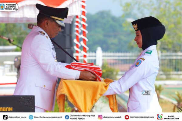 Bupati Heriyus Pimpin Upacara HUT Ke-81 RI Tingkat Kabupaten Murung Raya