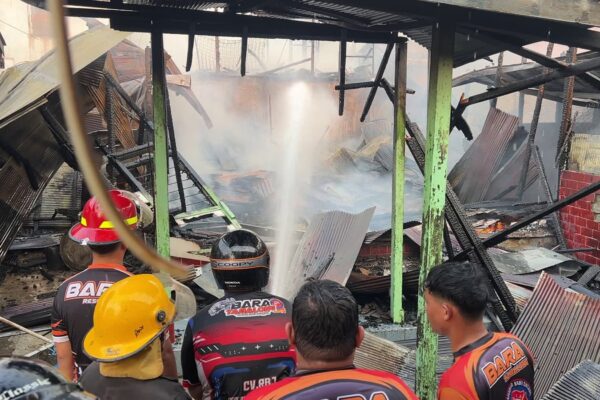 Kebakaran, 11 Rumah Dilalap Jago Merah