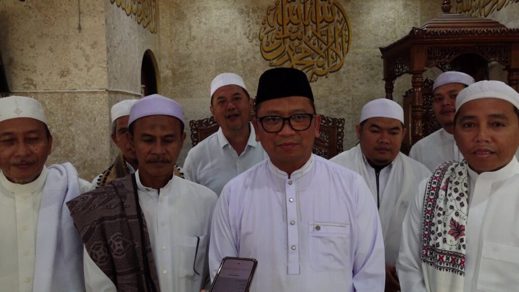 Kenang Masa Kecil, Bupati Tabalong H. Fani Gelar Jumat Berkah di Masjid At-Taqwa