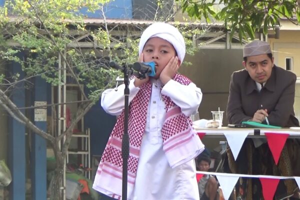Meriahkan HUT Ke-81 RI, Warga Linda Regency 5 Gelar Lomba Azan & Fashion Show