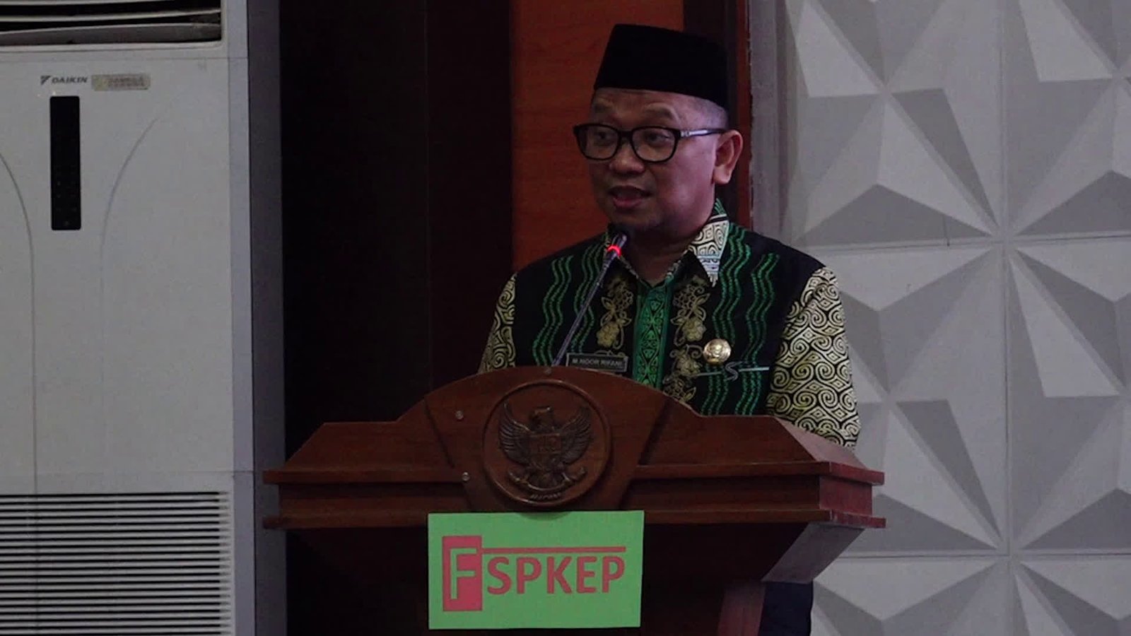 Pelatihan Organizer dan Advokasi FSP KEP Ditutup, Bupati Dorong Hubungan Industrial Harmonis