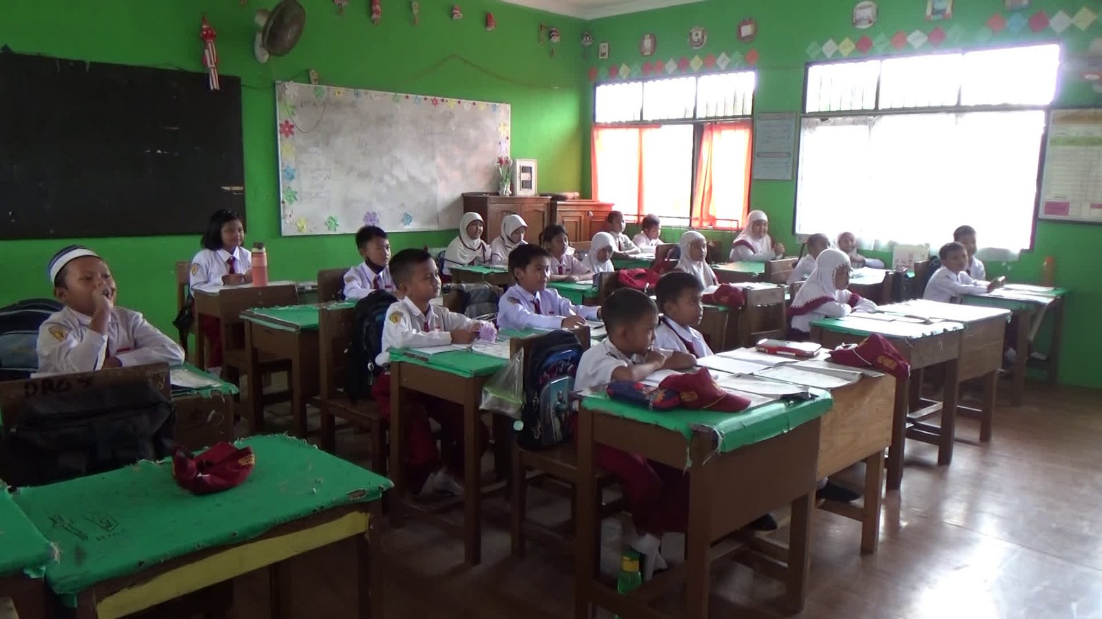 Pemkab Tabalong Siapkan Seragam Sekolah Gratis untuk 35 Ribu Pelajar, Penyaluran Mulai Oktober