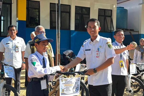 Program Berbagi Ceria SMPN 3 Banua Lawas, Hadirkan Sepeda Gratis untuk Siswa yang Membutuhkan