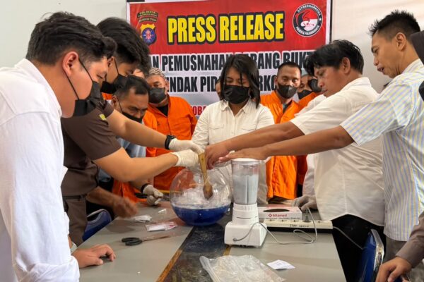 874,88 Gram Narkoba dari 13 Tersangka Dimusnahkan