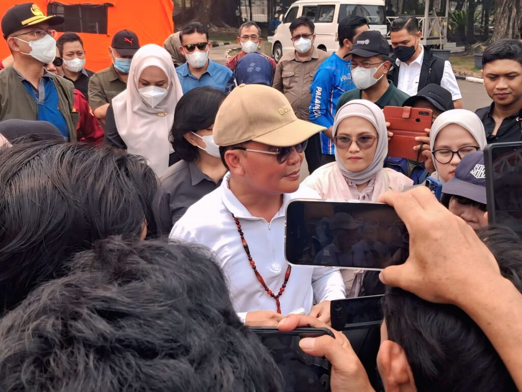 Antrean Pertalite Mengular, Gubernur Instruksikan Seluruh SPBU Dirazia