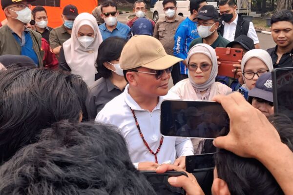 Antrean Pertalite Mengular, Gubernur Instruksikan Seluruh SPBU Dirazia