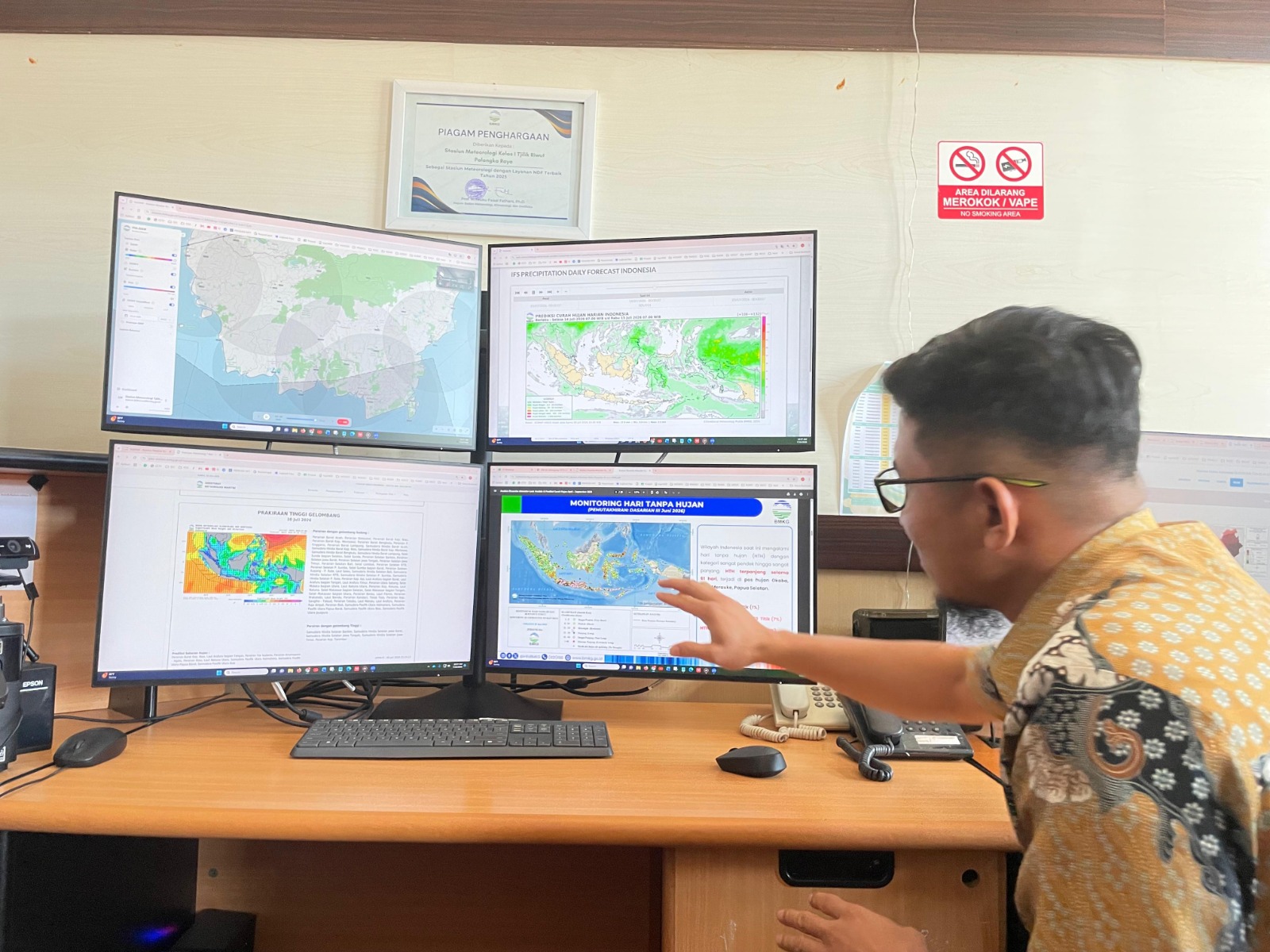 BMKG Sebut Berpotensi, Tapi Belum Hujan