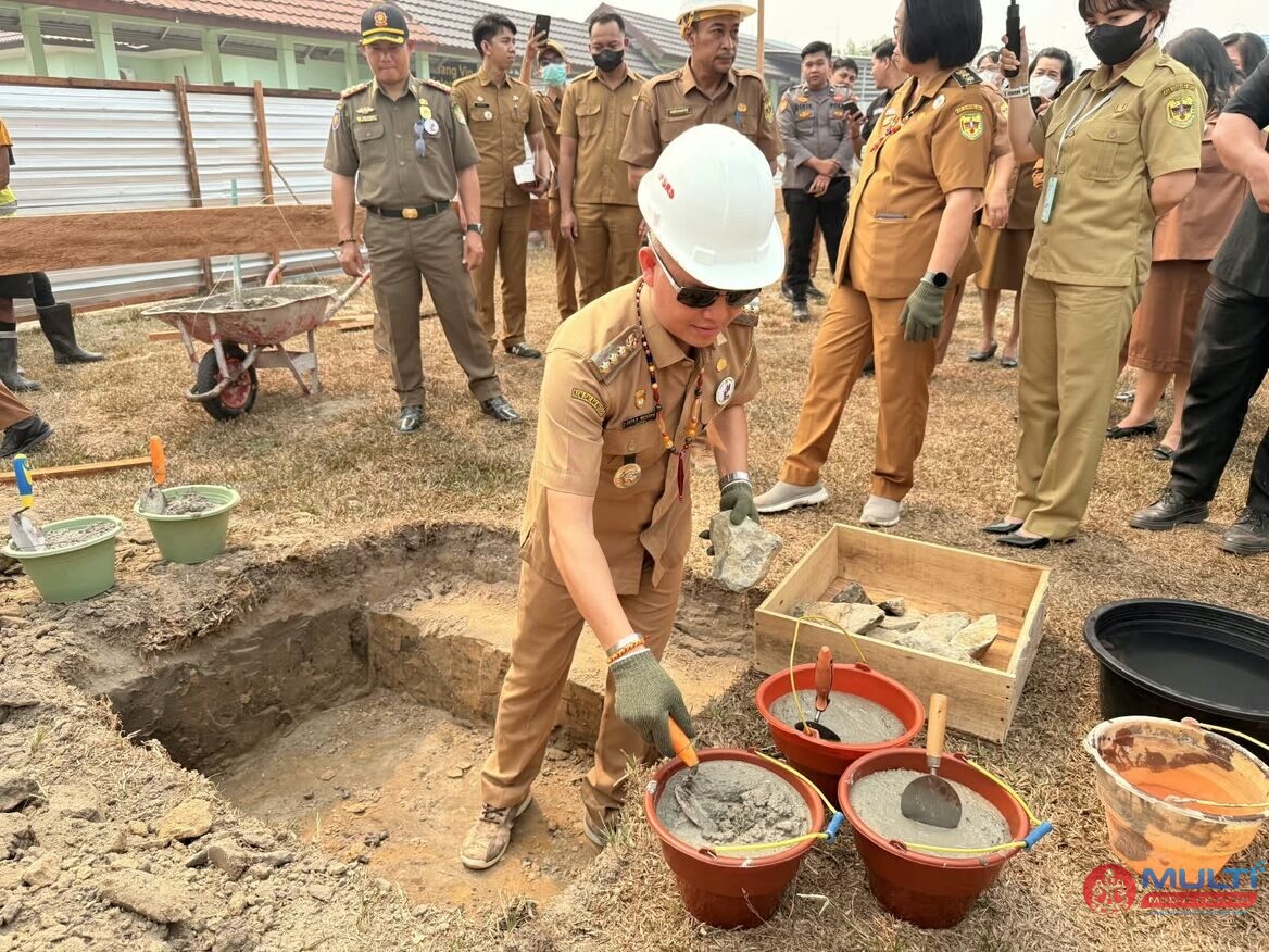 Bupati Gumas Letakkan Batu Pertama Pembangunan Instalasi Cathlab dan CT Scan di RSUD Kuala Kurun