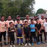 Dukung Bakat Sepak Bola Usia Dini, Bupati Tabalong Beri Bantuan SSB Tanta