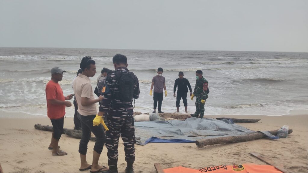 Tiga Jenazah Ditemukan di Pesisir Desa Sungai Tabuk