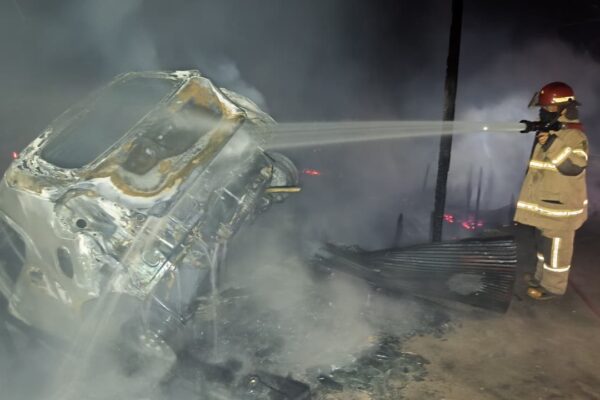Tiga Rumah dan Mobil Ayla Terbakar, Pemilik Terluka